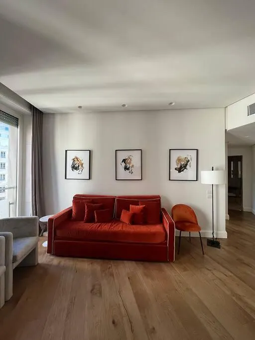 Piazza Affari Apartment - City Center Milan Italy